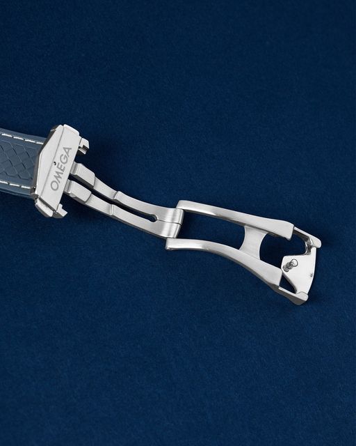 Omega Aqua Terra 150m Gents 220.12.41.21.03.002 Image 4